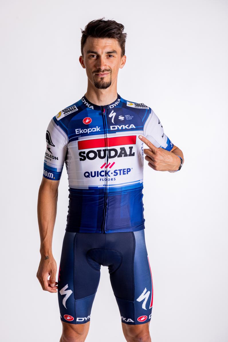 dyka-tdf-julian-alaphilippe-nostripes.jpg